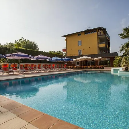 Hotel San Vito 3*